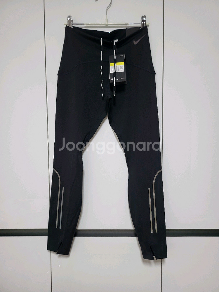 텍 달린 정품 나이키 우먼 드라이핏 러너 9부 레깅스--1