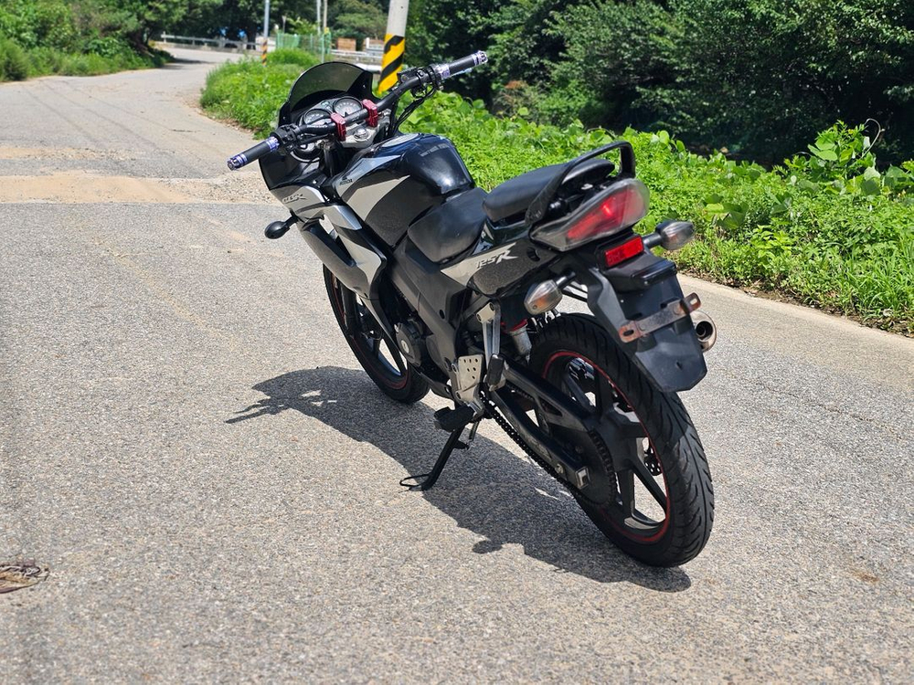 혼다cbr125/10년식/2만키로/105만원/한정판10 이미지