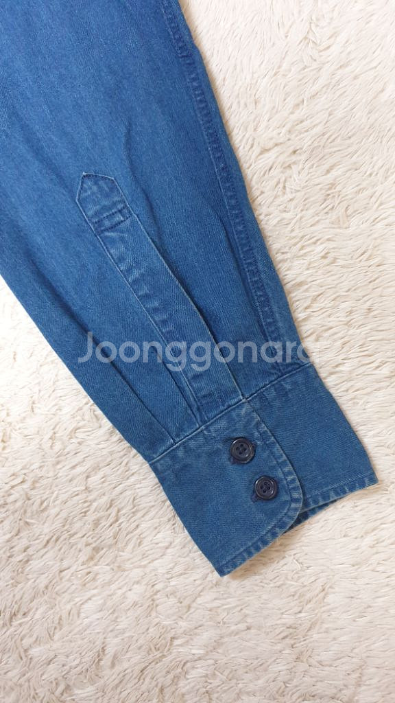 [여성66] 정품 리바이스 남방 셔츠 새것수준 무료배송--6