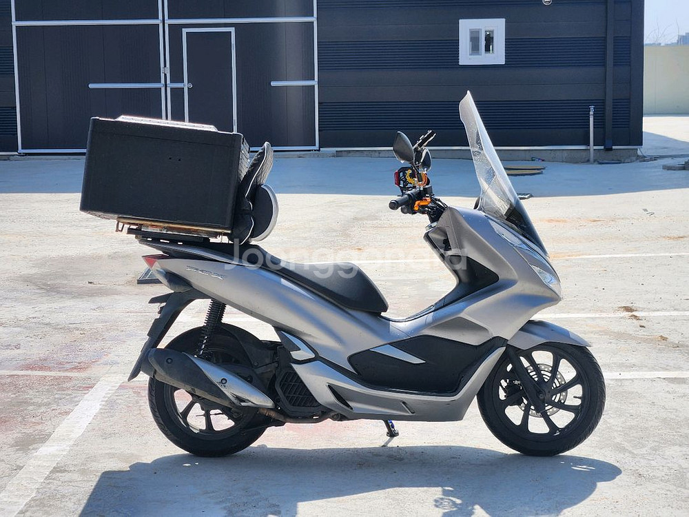 혼다 PCX125 / 19년식 / 5만키로 / 140만--0