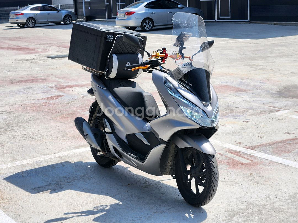 혼다 PCX125 / 19년식 / 5만키로 / 140만--2
