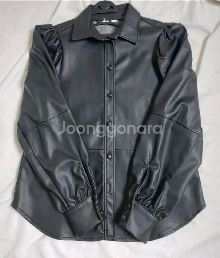 H&M 인조가죽블라우스 레더셔츠XS 55--0