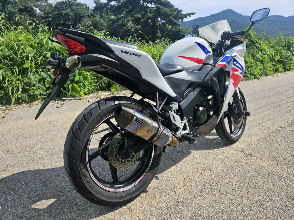 혼다CBR125건담/14년식/2만키로/150만원/구변완 이미지