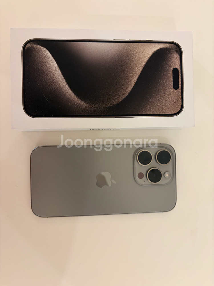 아이폰15pro 1tb--0