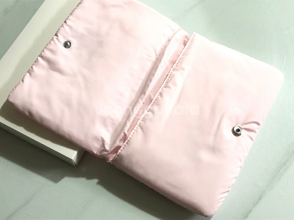 미사용새제품)25디올 핑크 클러치 파우치--2
