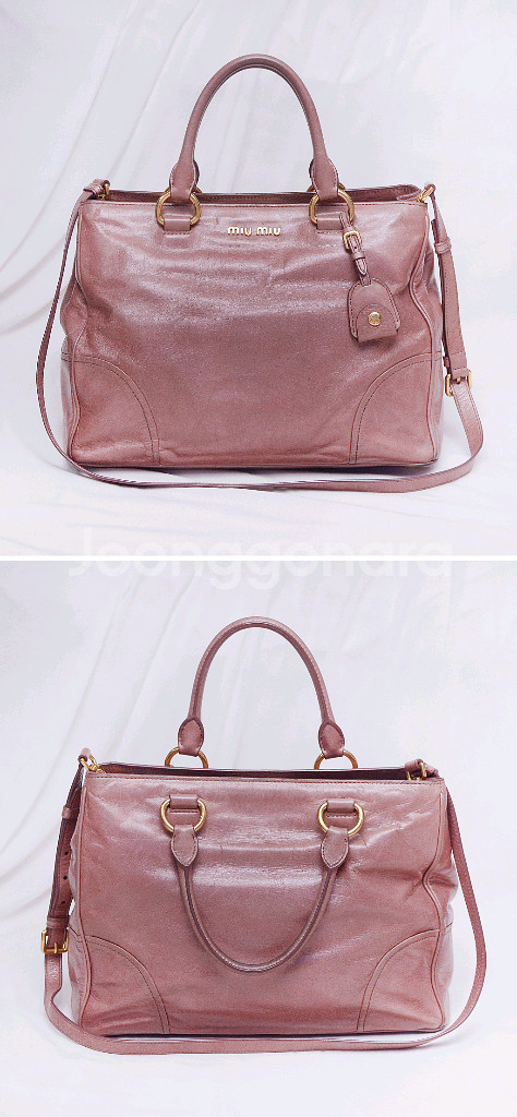 미우미우 비텔로 샤인 컨버터블 2웨이 토트.숄더백--1