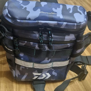 다이와 에메랄다스 허벅지가방