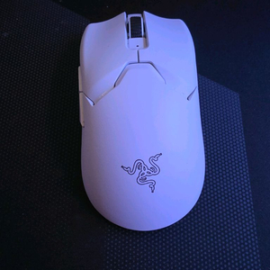 레이저 바이퍼 V2 pro 판매합니다.