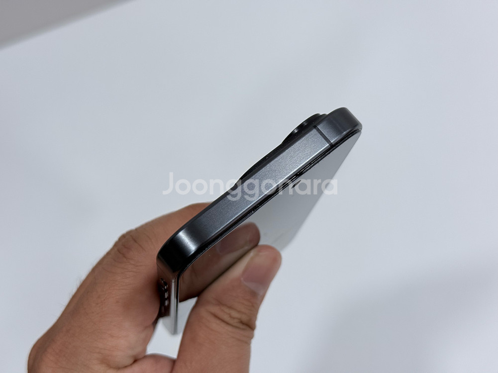 아이폰15프로 블랙 티타늄 256GB--12