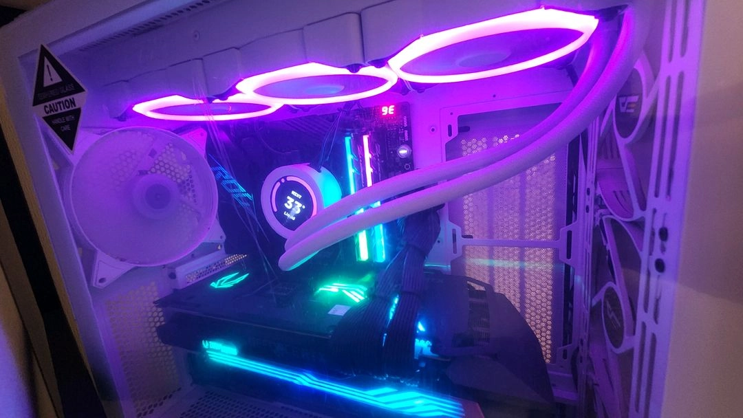 5800x3d rtx3080ti검은호랑이 에디션 이미지