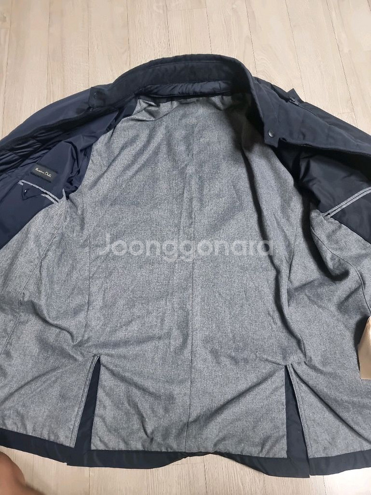 마시모두띠 폴리 자켓 56(105) 사이즈 팝니다.--3