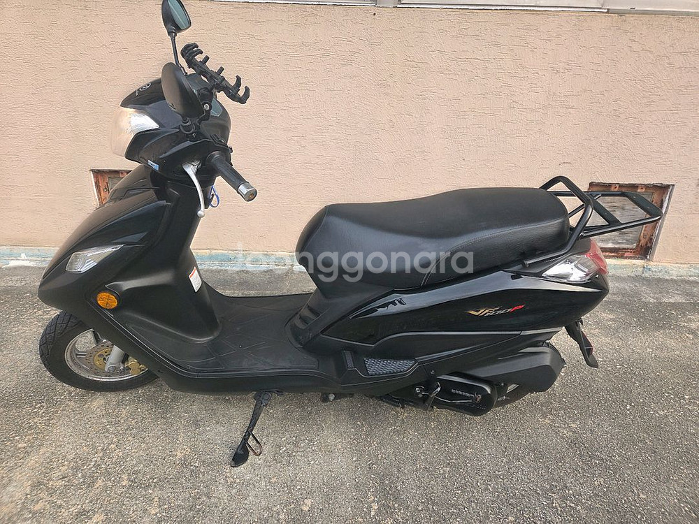 vf100 2020년식 1039km 스쿠터 오토바이--3