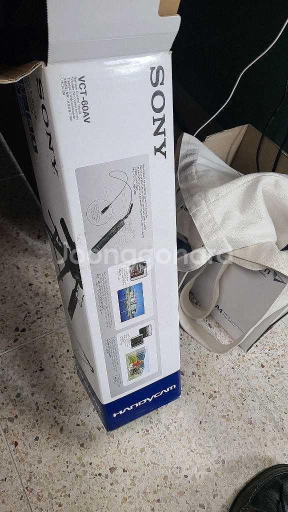 소니 핸디캠용 리모트 컨트롤 삼각대 VCT-60AV--1