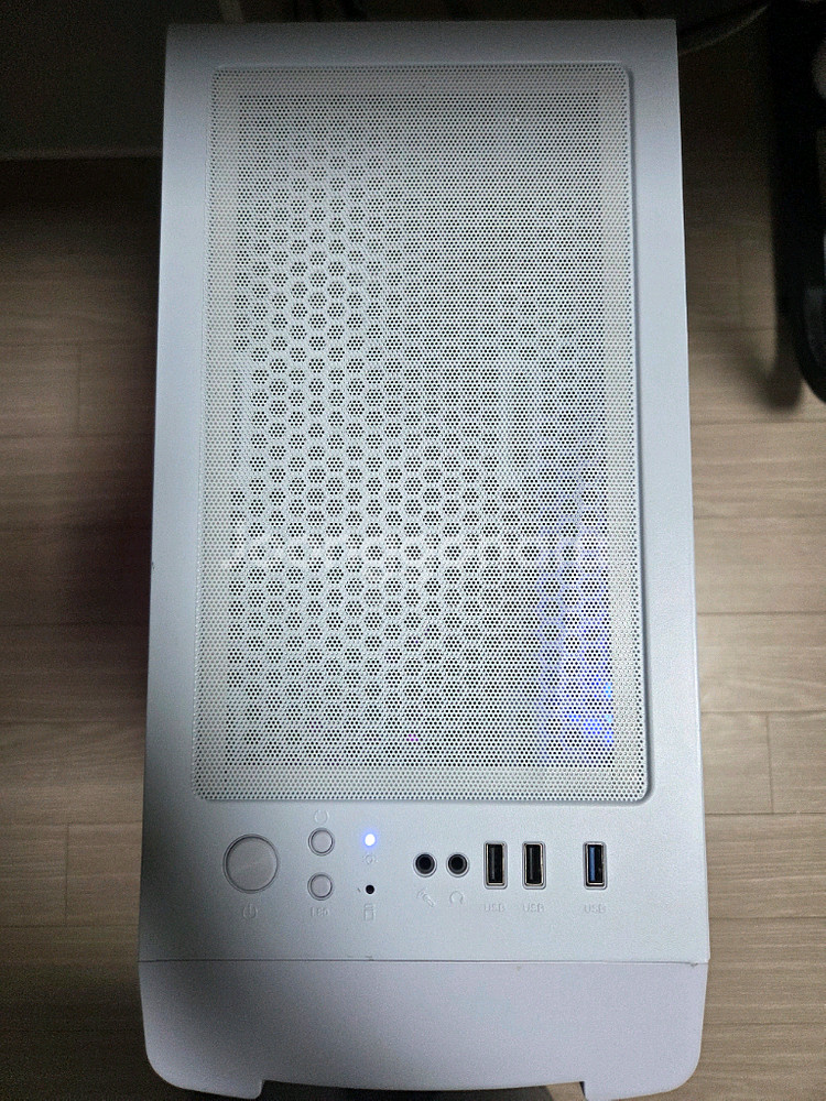 본체:7800X3D/ DDR5 64GB/ P41 2TB--3
