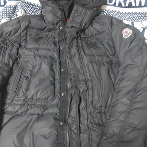 몽클레어 남성패딩