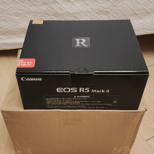 캐논 eos r5 mark2 정품 미개봉팝니다