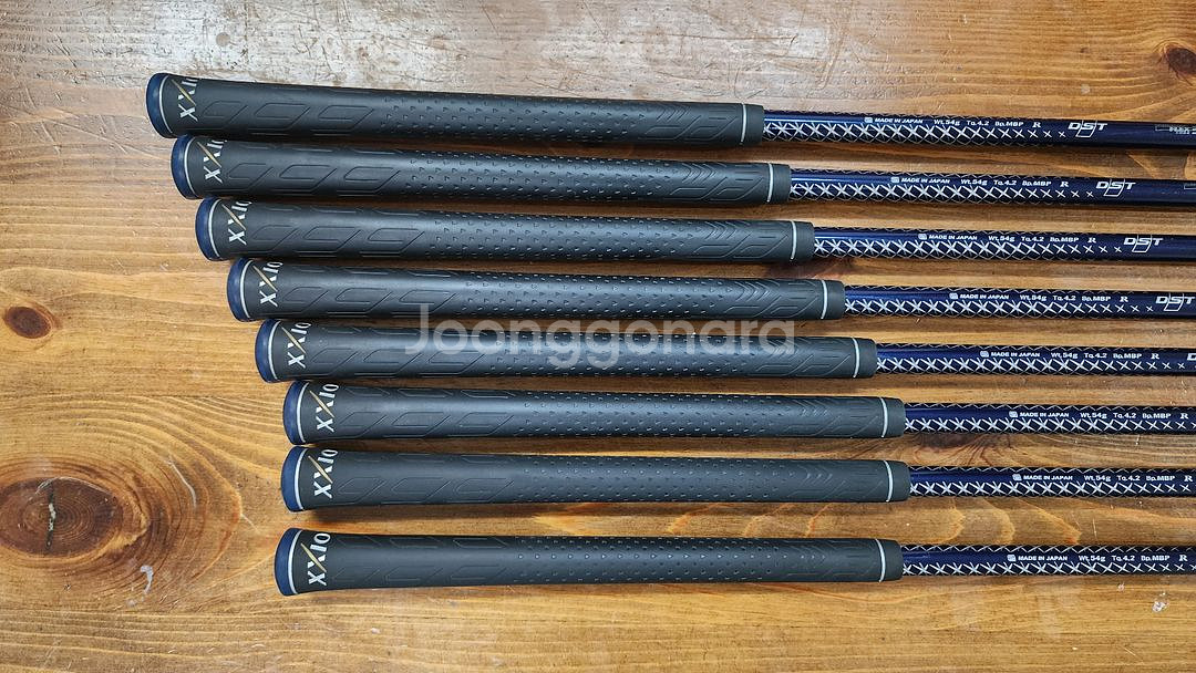 젝시오 아이언 골프채 풀세트 판매합니다.--4