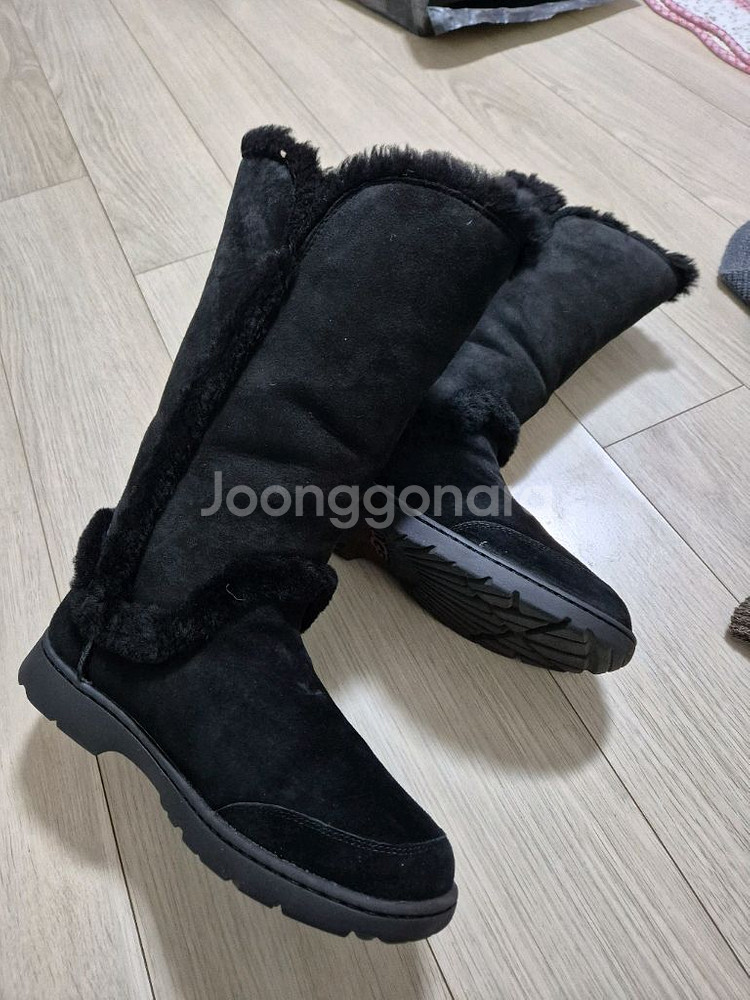 정품 어그 양털 부츠--0