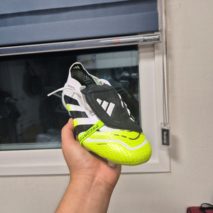 아디다스 프레데터 엘리트 FT FG 270