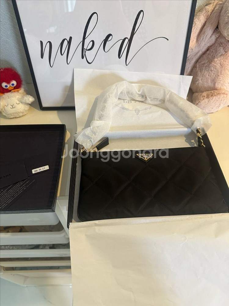 프라다 정품 퀼팅 파우치백 금장 체인 새상품--4