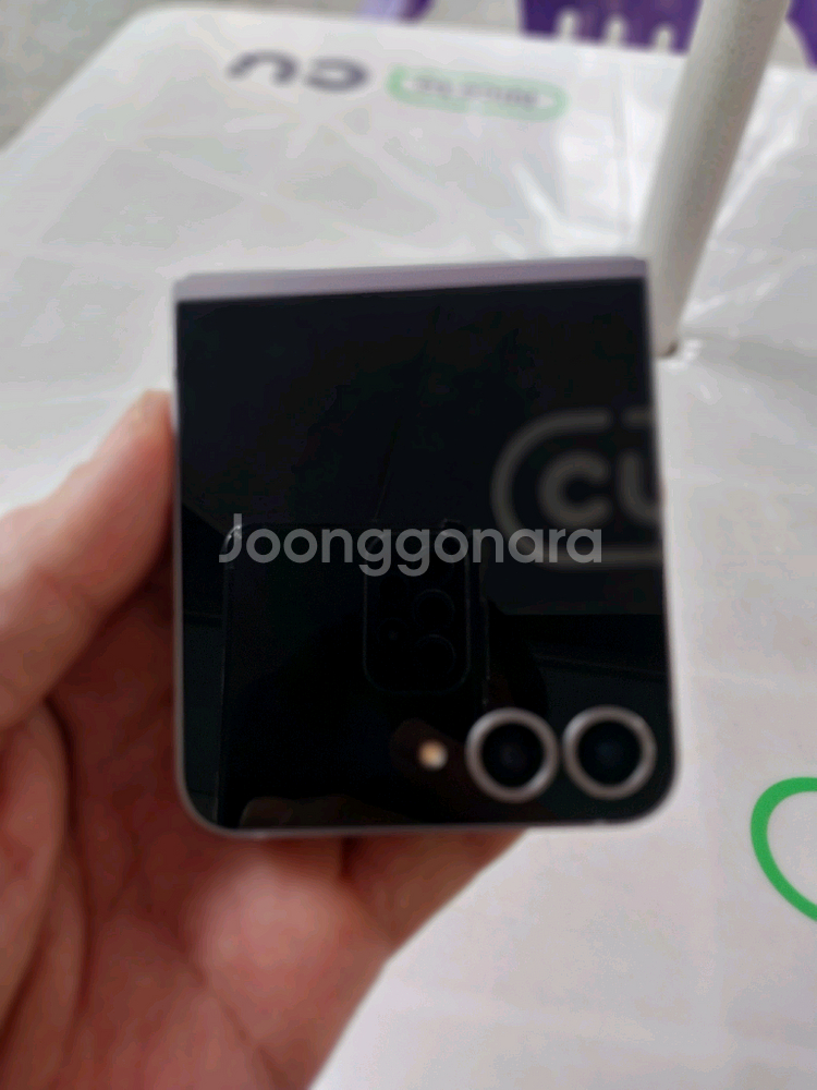 [센터 교체폰] 플립6 판매합니다.--0