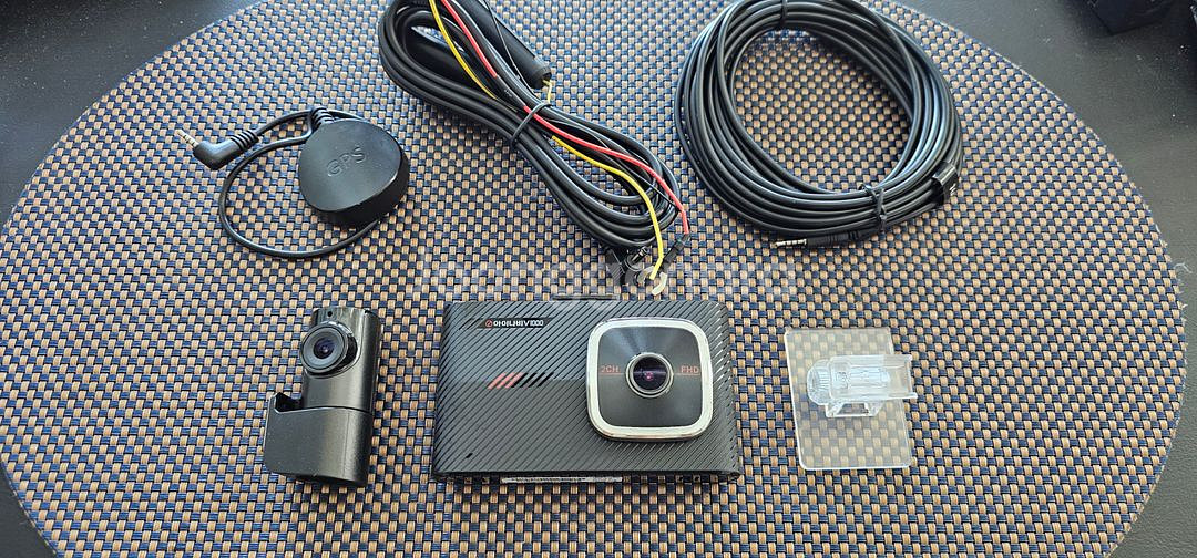 아이나비 V1000 블랙박스 (64GB, GPS포함)--0