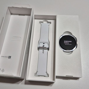 갤럭시워치8 44mm 블루투스 실버 신품팝니다