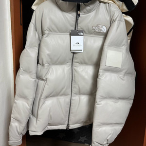노스페이스 LEATHER NUPTSE DOWN JACK