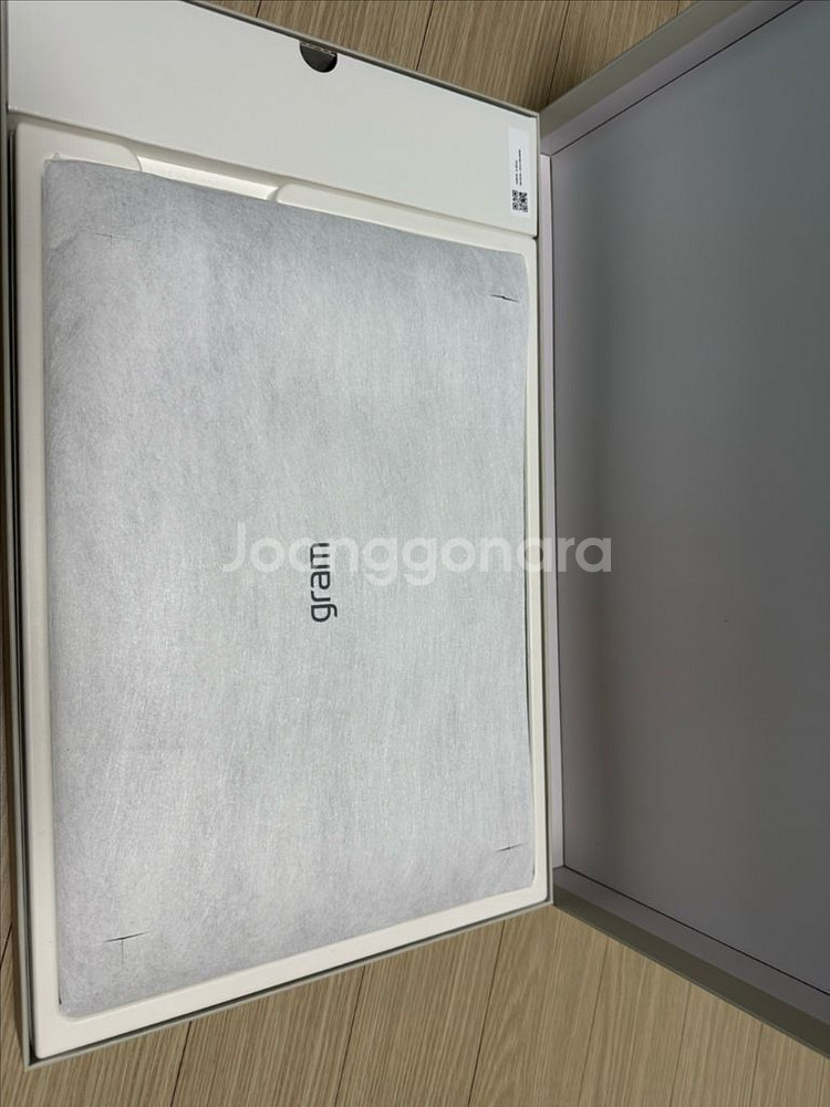 LG gram Pro 16Z90TR-SD7LK 팝니다--1