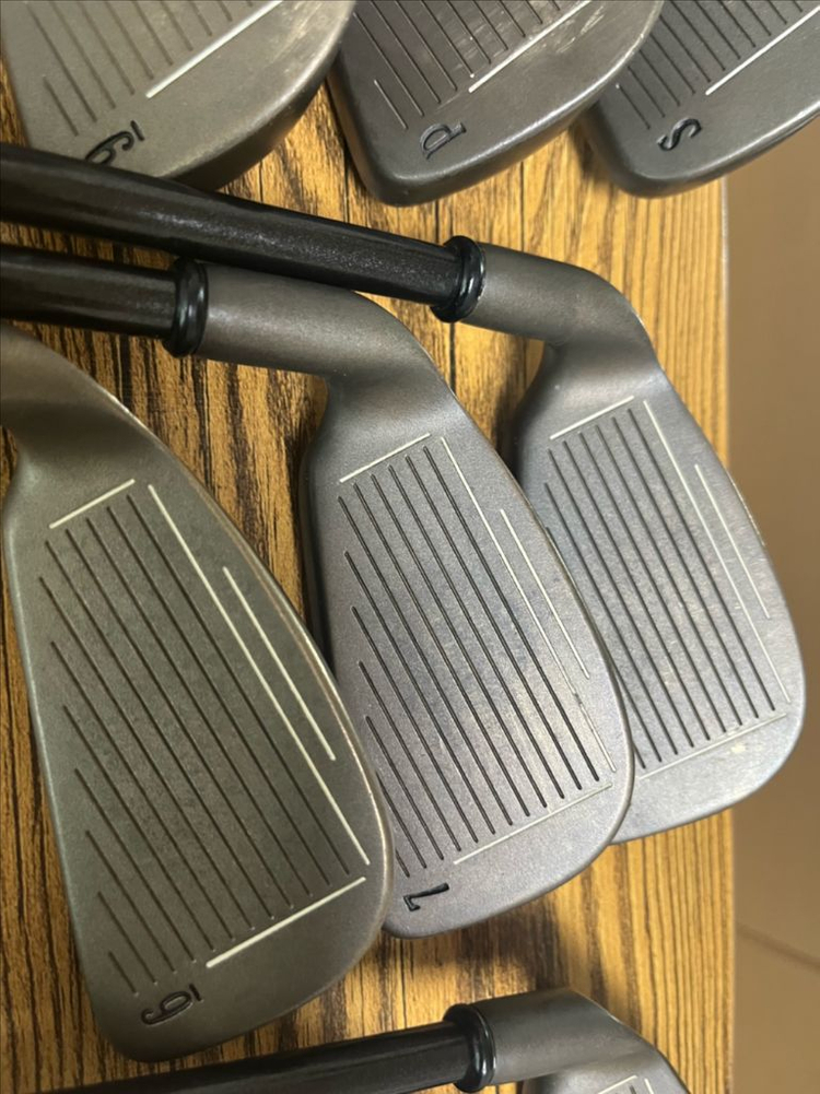 켈러웨이 빅버사 골프 아이언 세트--4
