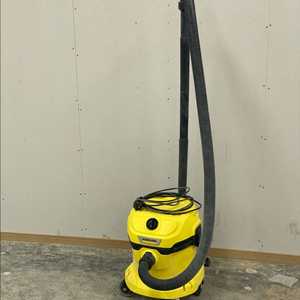 [판매완료]카처 WD 2 Plus 다용도 진공청소기