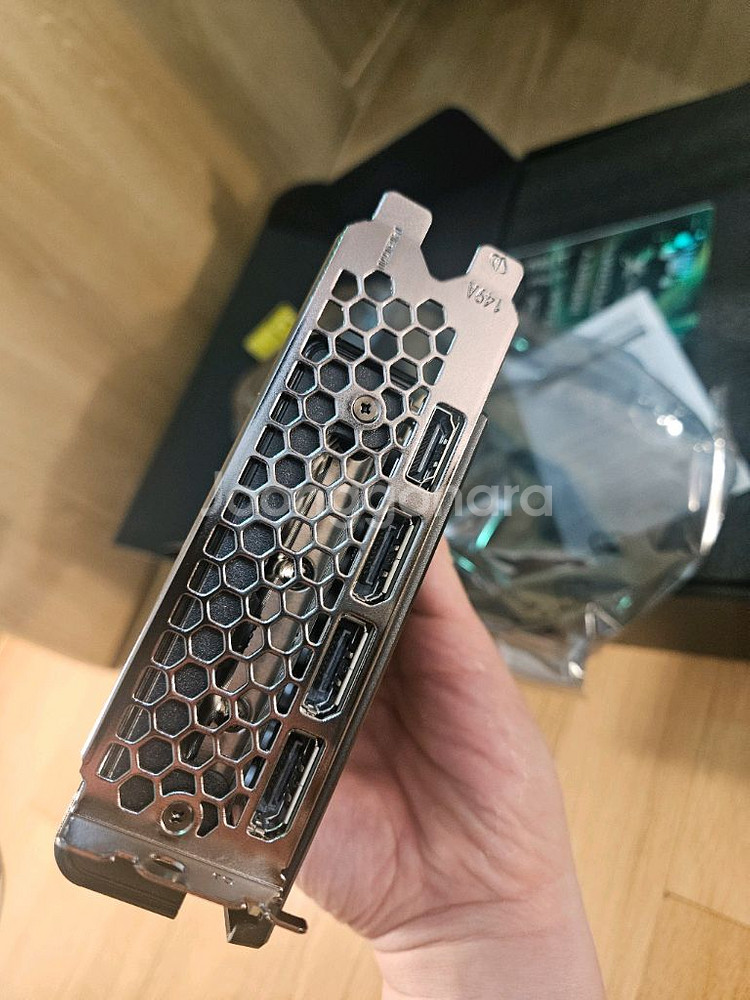 지포스 이엠텍 rtx5070 인피니티 단순개봉--4