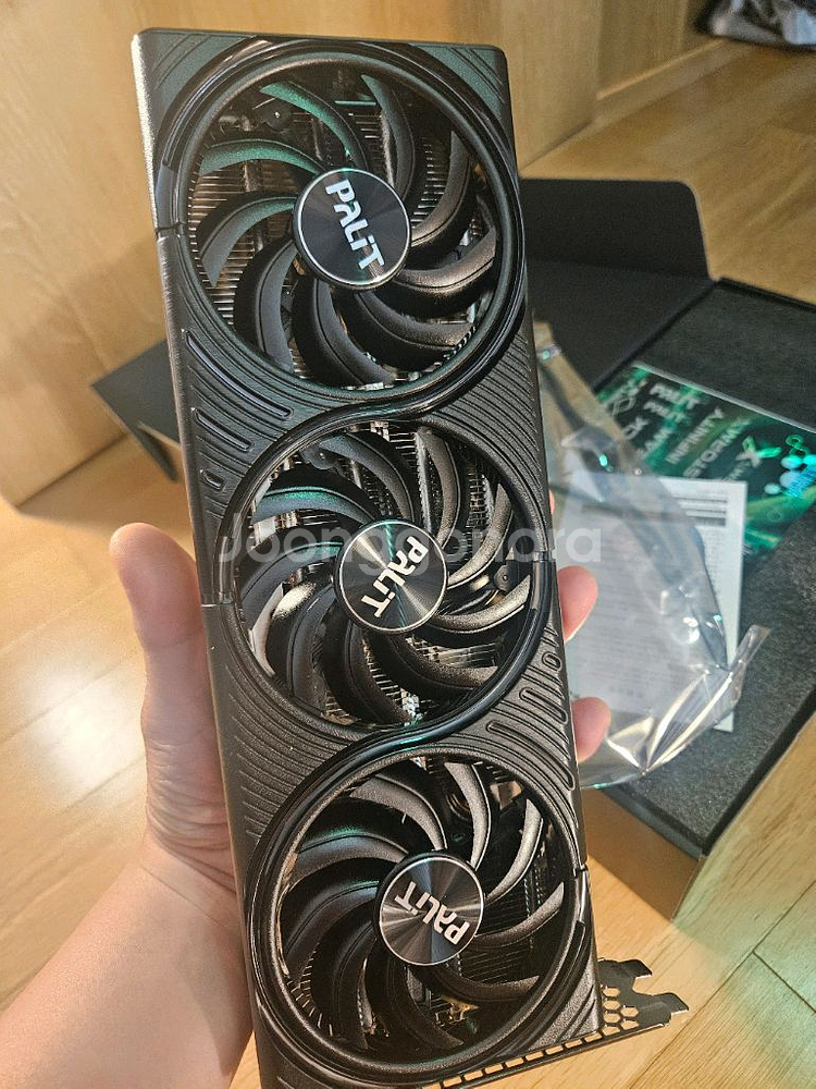 지포스 이엠텍 rtx5070 인피니티 단순개봉--5