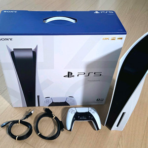 PS5 본체(디스크판) + 패드 판매.