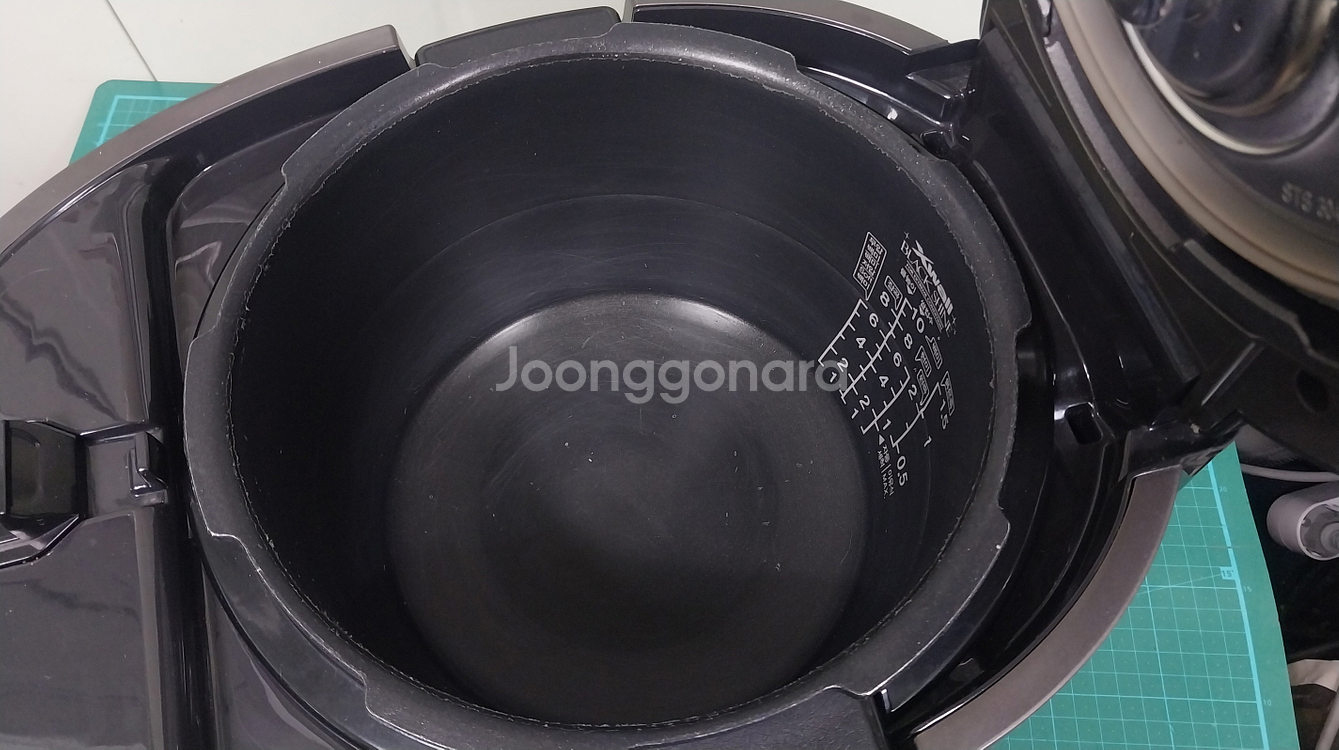 쿠쿠 10인용 IH압력밥솥 CRP-KHTS1060FD--4