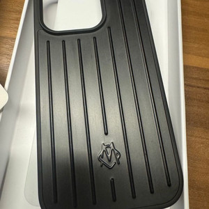 리모와 (Rimowa) 아이폰15프로 케이스 (정x)