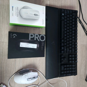 레이저 헌츠맨 키보드,로지텍 지슈라2,g502x 마우스