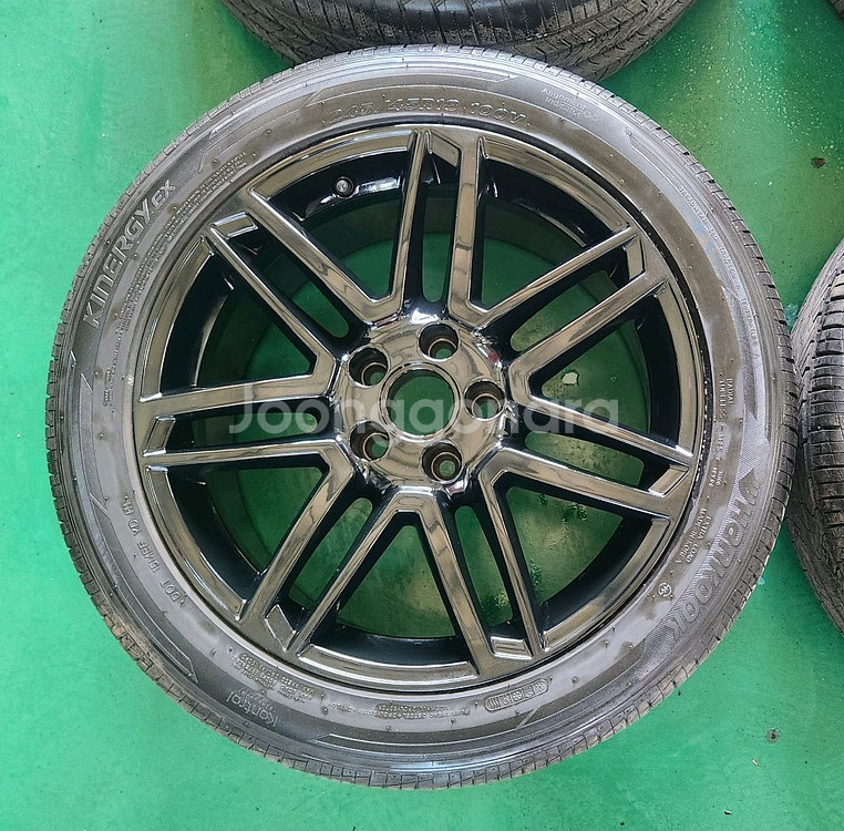 아우디A6 정품 휠타이어 한대분 판매--3