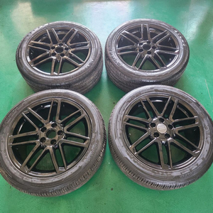 아우디A6 정품 휠타이어 한대분 판매