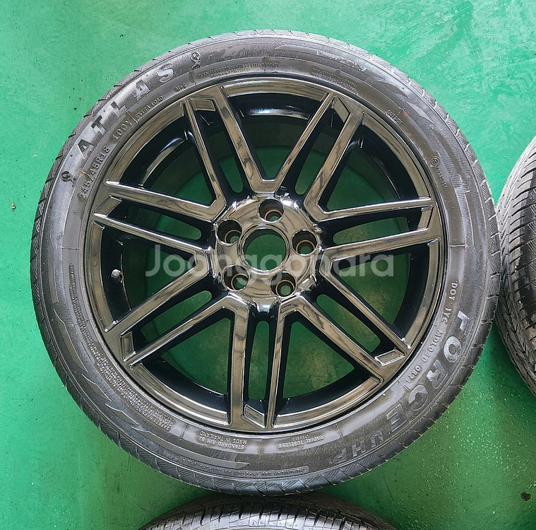 아우디A6 정품 휠타이어 한대분 판매--2