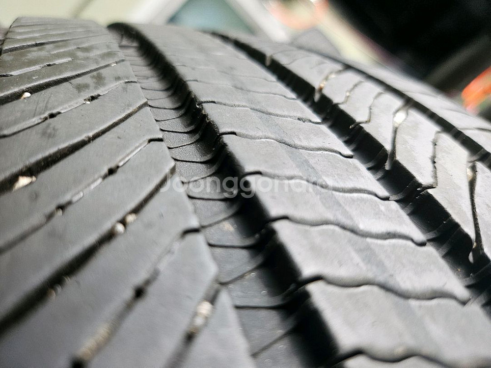 올뉴카니발 19인치 순정 유광블랙 휠타이어 한대분 판매--5