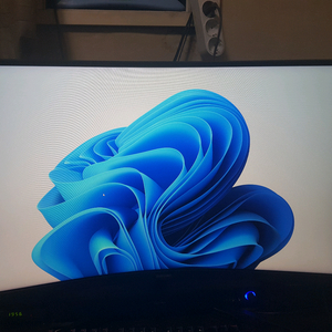 삼성오디세이 G5 QHD 32인치커브드모니터