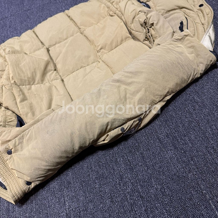 CP컴퍼니 겨자색 패딩 조끼--7