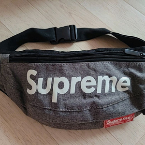 [ 상태최상_색감 너무 이쁘고 편한 슈프림 힙색 / 등