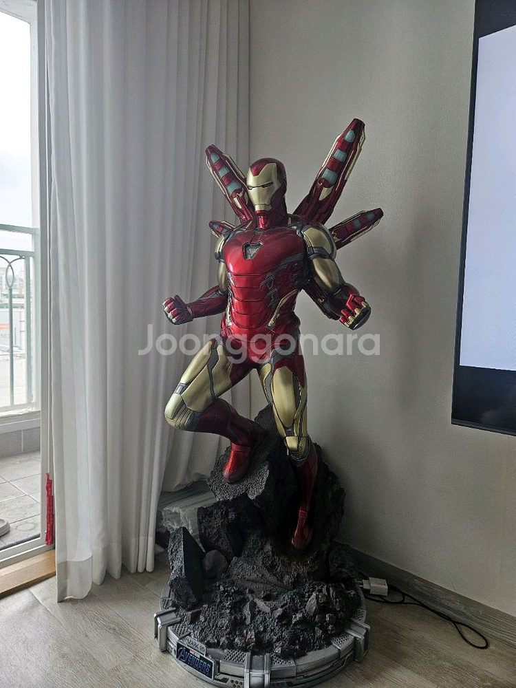 퀸 스튜디오 마크 85 1/2 사이즈--0