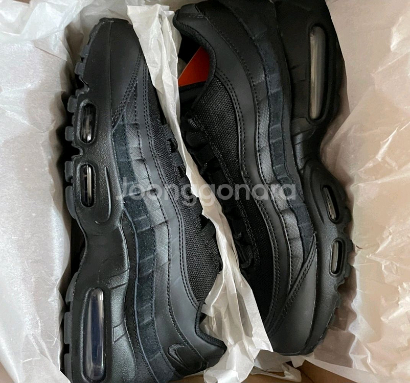 [270]새상품_나이키 에어맥스95 에센셜 트리플 블랙--0