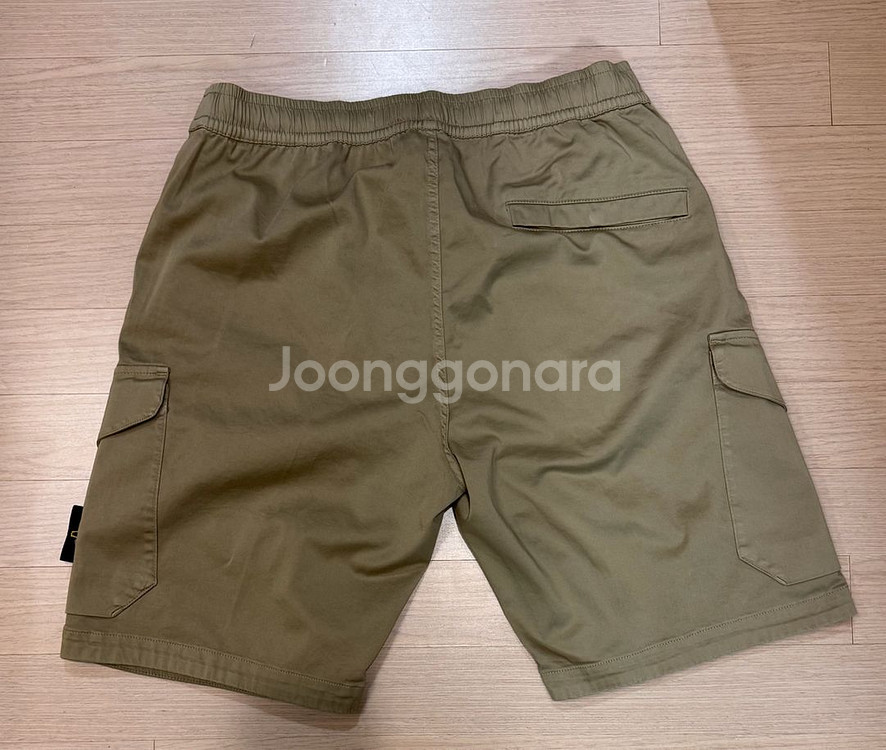 [새상품]25SS 스톤아일랜드 반바지 베이지 32--3