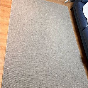 이씨라메종 슬록 사이잘룩 러그 카페트 팝니다.