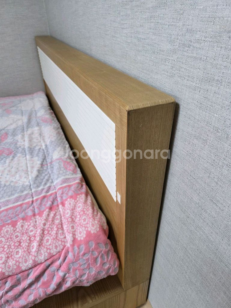 더블침대 프레임--1