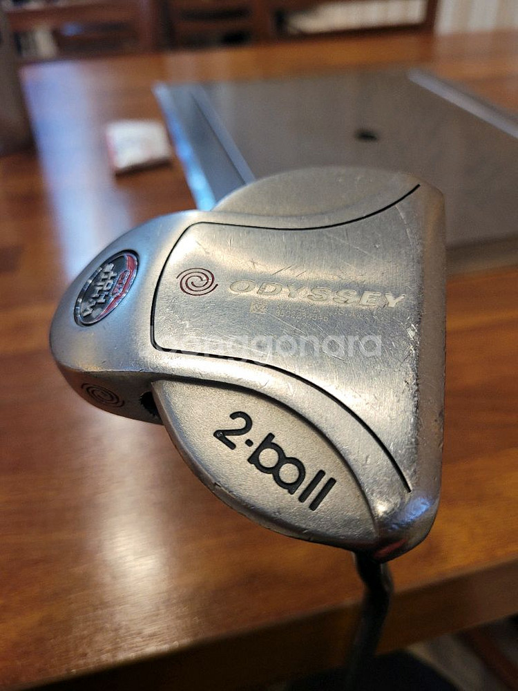 오딧세이 2-Ball 퍼터--9